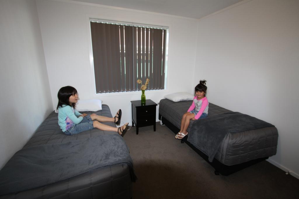 Waikanae Beach Top 10 Holiday Park Гисборн Номер фото