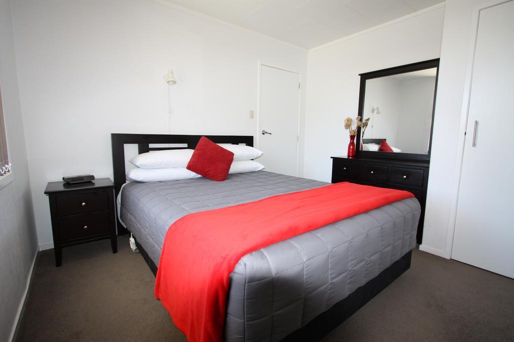 Waikanae Beach Top 10 Holiday Park Гисборн Номер фото