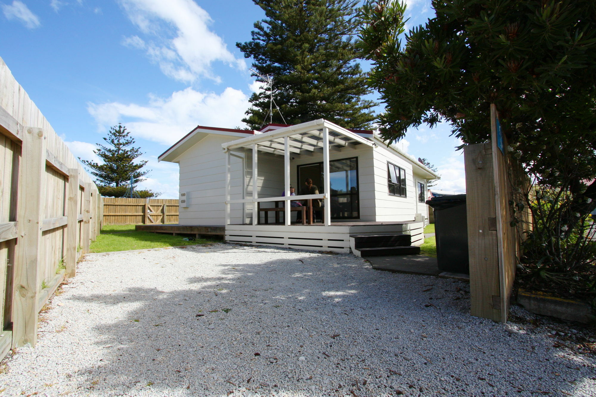 Waikanae Beach Top 10 Holiday Park Гисборн Экстерьер фото